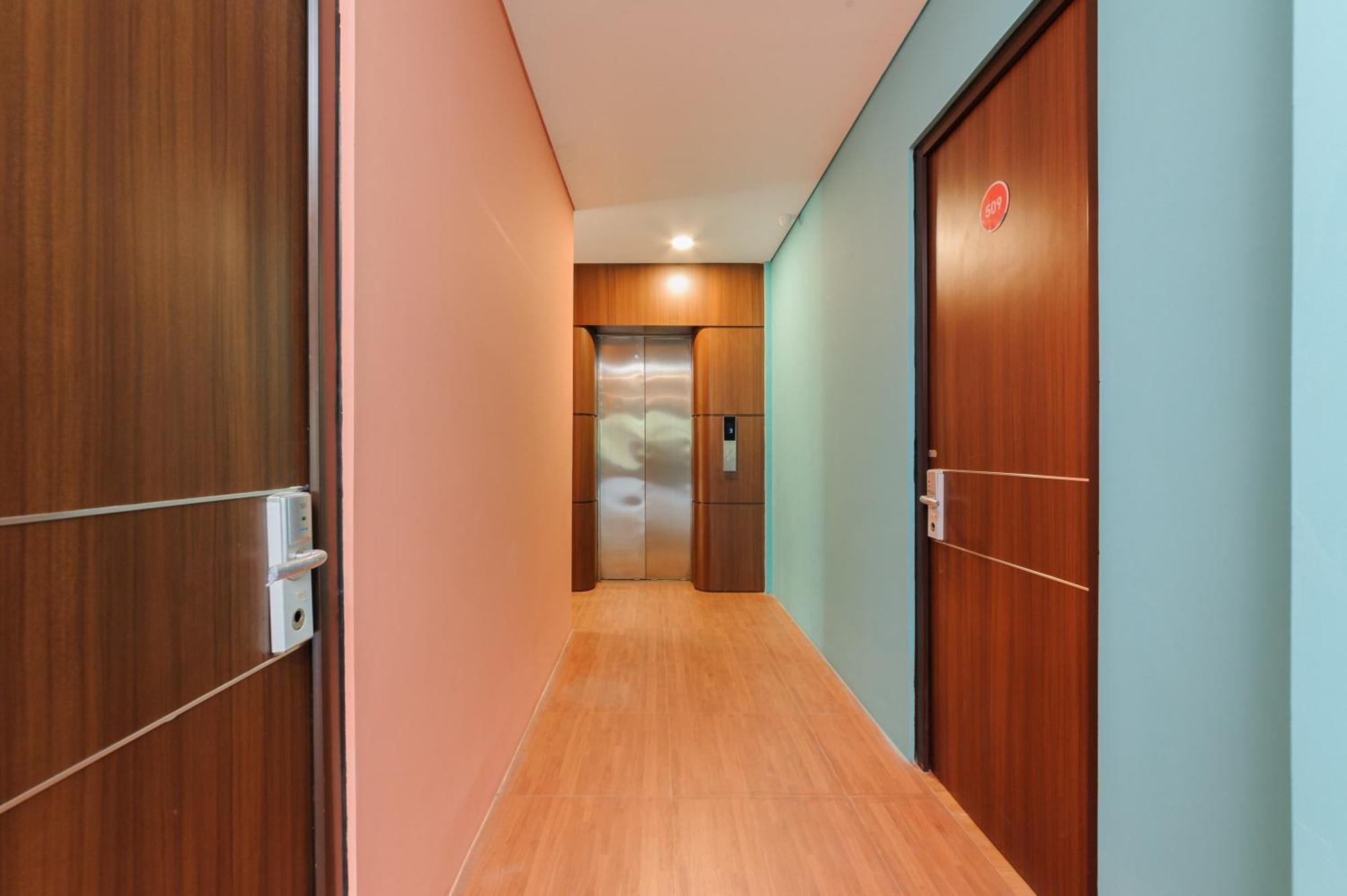 Sans Hotel Tajur Bogor Bantarkamang Экстерьер фото